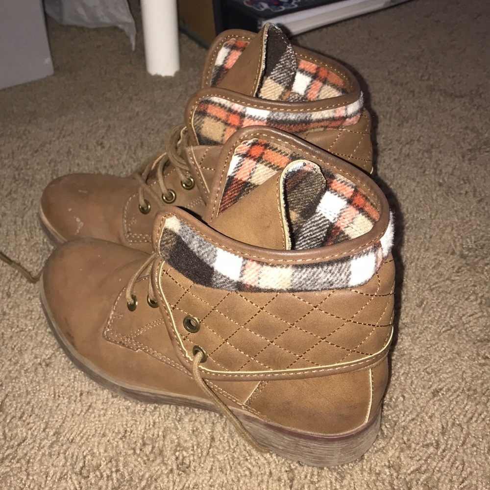 Rock & Candy Brown Booties
